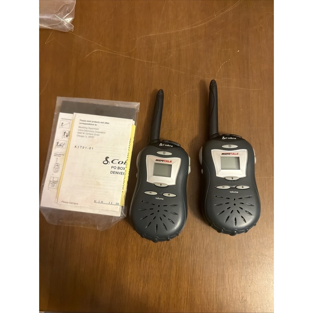 2 Cobra microTALK FRS 105 Two Way Radios Walkie Talkies Tested Working